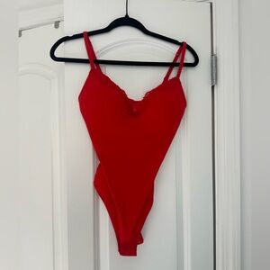 NWT SKIMS Fits Everybody Lace Push-Up Bodysuit